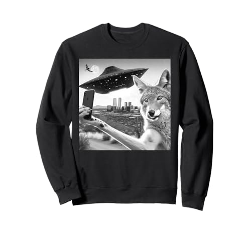 Coyote Taking a Selfie in Phoenix With UFOs Arizona Funny Sweatshirt