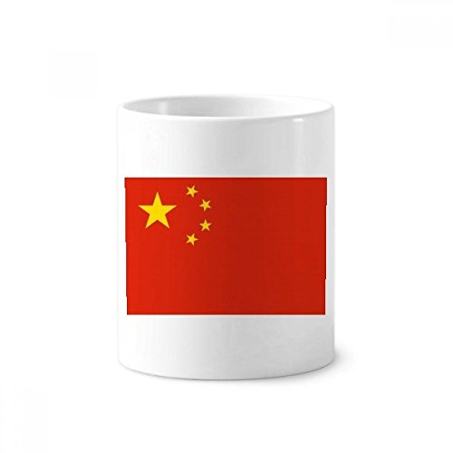 Tasse blanche drapeau Chine en céramique pour organiser vos crayons sur le bureau de travail