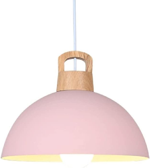 Lustre de plafond coloré pour illuminer vos repas en salle à manger