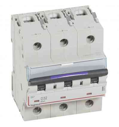 Disjoncteur DX³ 50kA - 3P 400V~ - 32A - courbe D - 4,5 modules