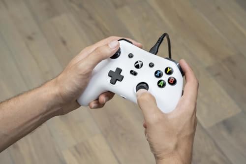 Nacon Manette filaire EVOL-X blanche pour Xbox Series X/S, compatible PC avec un câble détachable de 3 mètres