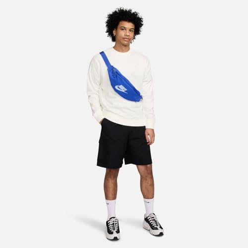 Image of Nike Men's Mid Rise Straight Fit Mesh Sweatpants