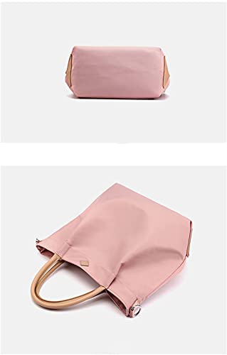 Sac à main en nylon noir léger et spacieux au format Medium