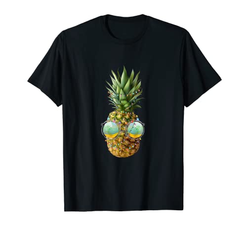 Funny Christmas tee Funny Pineapple With Christmas Lights An T-Shirt
