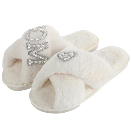 Mom Slippers for Women Fuzzy House Slippers with Pearls Gift for New Mom Mothers Day Gift from Daughter Son3