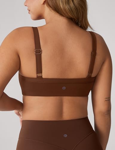 Image of UNISSU Hugcurve Adjustable Sports Bra Square Neck Wireless Padded Yoga Workout Tops