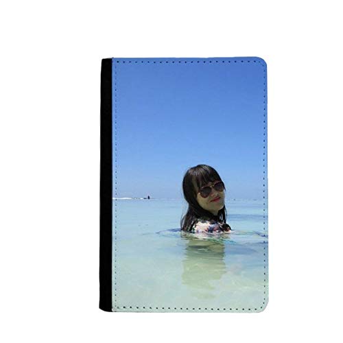Étui portefeuille pour passeport Ellie Yao vagues de mer sur la plage