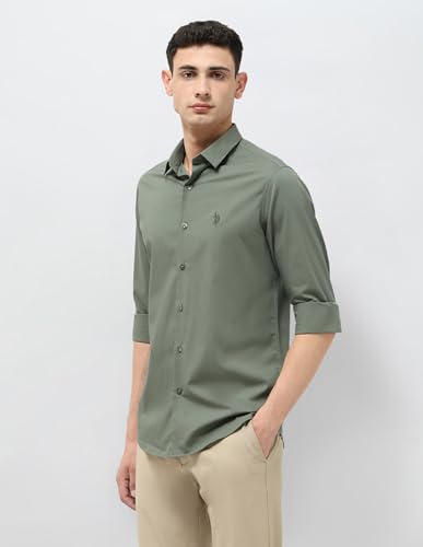 Image of U.s.Polo Association Men's Tailored fit Equestrian Aisle Theater Shirt