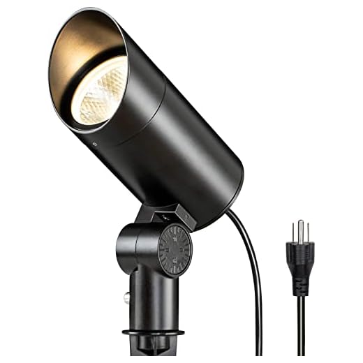SUNVIE 30W Outdoor LED Spotlight 120V Waterproof Landscape Spotlights 3000LM Ultra Bright Spot Lights Outdoor 3000K Warm White Landscape Lights with 6 FT Cord for Flag Pole Tree Yard Path Garden Decor