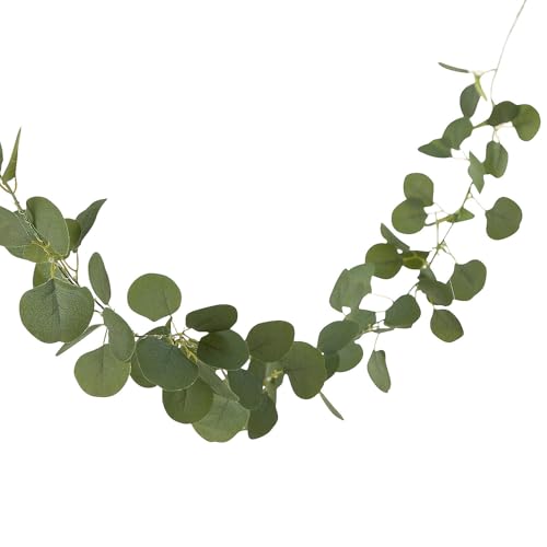 Guirlande lumineuse en rotin et eucalyptus vert 18 cm pour illuminer un coin sombre