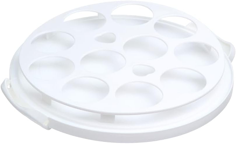 The Lakeside Collection Round Plastic Multifunctional Cake or Cupcake Carrier With Lid