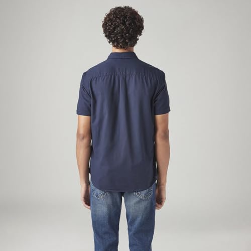 Image of Levi's Men's Solid Slim Fit Shirt White