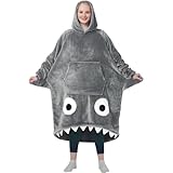 [SUNMOOH] 着る毛布 サメ パジャマ メンズ レディース 可愛い 着るブランケット 面白い シャーク ブランケット 冷え対策 冬 防寒 保温 ゲーミング ルームウェア ポケット付き 冬服 室内服 お昼寝毛布 フランネル もこもこ 暖かく 柔らかい おしゃれ ぬいぐるみ 冷房対策 暖かい 袖付き毛布 誕生日 クリスマス プレゼント(S-ライトグレー)