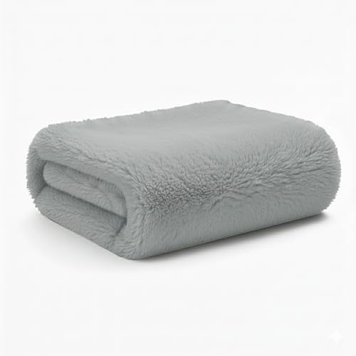 Lista de Cobertores Coppel los más recomendados. 39 Bluelander Cobija Frazada, para Cama o Sofá, Manta Ultrasuave, Esponjosa y Transpirable, Calidad Premium (1, Gris Claro)