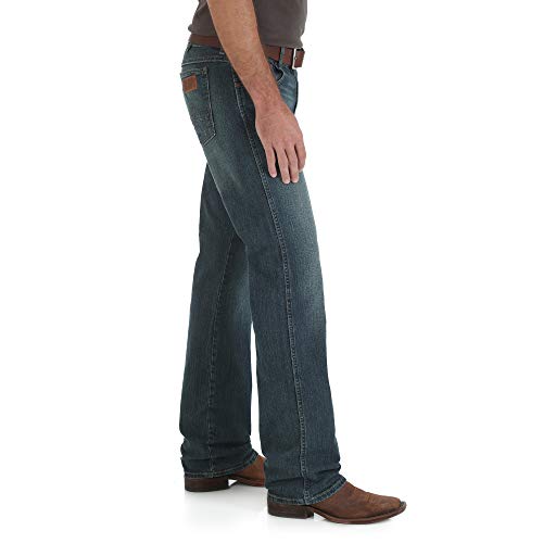 Image of Wrangler Men's Retro Slim Fit Straight Leg Jean