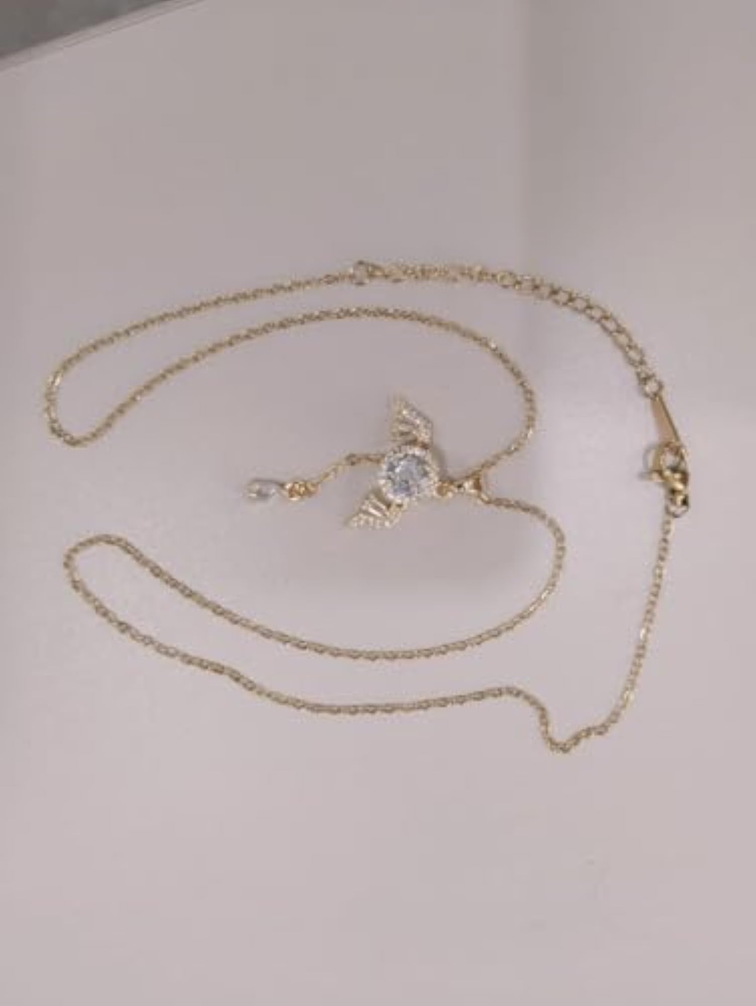 Artificial Gold Chain with Pendant for Stylish Look
