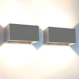 ♥【Alta qualità】 LED Applique da parete utilizzando perline lampada di alta qualità, la durata media delle lampade a LED può raggiungere le 50.000 ore. L'alloggiamento è realizzato in alluminio di alta qualità, resistente alla corrosione, alla deformazione e facile da pulire.
