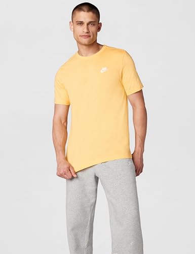 Image of Nike Men's Sportswear Club T-Shirt