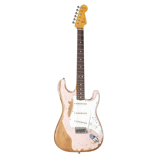 Fender ’63 Stratocaster Super Heavy Relic RW Shell Pink #133070 – Guitare Électrique - Les Beatles, Paul McCartney, John Lennon, RIngo Starr, George Harrison Fender '63 Stratocaster Super Heavy Relic RW Shell Pink #133070 - Guitare Électrique