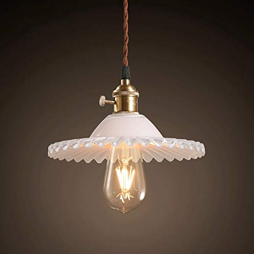 Suspension vintage en verre pour illuminer un comptoir de bar ou de cuisine