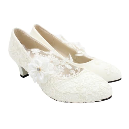 Chaussures de mariage blanches pour danser confortablement tout le banquet