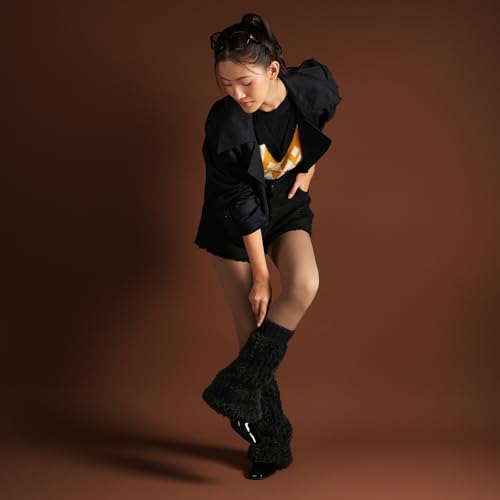 Image of Theater Women Banded Plush Ribbed Leg Warmer - Black | Soft Ribbed Knit with Contrast Band | Stretchable & Stylish | Free Size Layer
