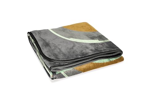 Image of Jay Franco Plush Throw Blanket - 46 inch x 60 inch Inches Kids Hero Soft & Cozy Fleece Throw for Bedroom & Couch Decor, Official Licensed Product, Gray - Star Wars Mandalorian