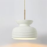 Sublimez votre espace avec notre suspension à hauteur réglable. Grâce à son câble blanc ajustable de 150 cm, vous pouvez facilement adapter la longueur à vos besoins d'éclairage. Idéale pour les plafonds inclinés ou en pente, cette suspension polyvalente offre de nombreuses possibilités d'installation, ce qui en fait un choix parfait pour toutes les pièces. Illuminez votre intérieur avec style et fonctionnalité.