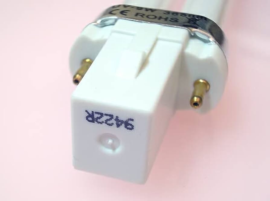 UVライト ネイルアート用 36W 両手用　替え電球付 Amazon.co.jp: ジェルネイル用36WUVライト専用 UVランプ交換用