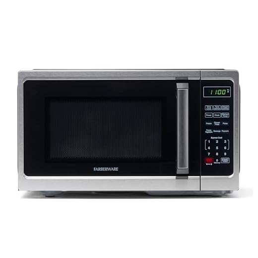 Farberware Classic FM09SS 0.9 Cu. Ft 900-Watt Microwave Oven, Stainless Steel, Cu.Ft