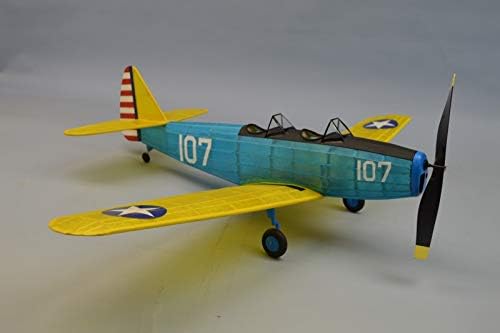 Dumas #0341 Fairchild PT-19 (30" Envergadura) Modelo de Avión Kit - Madera cortada con láser