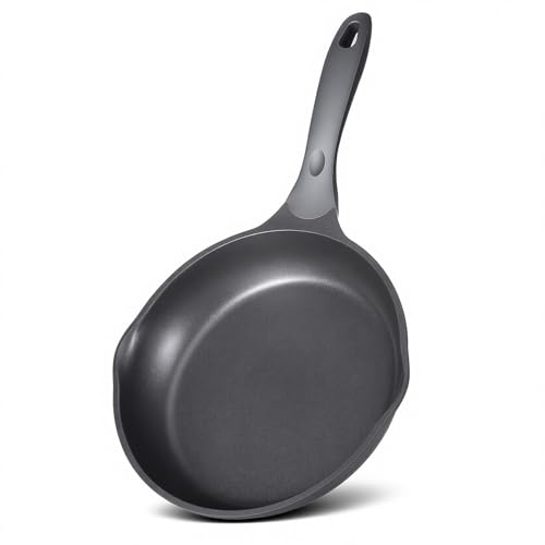 Image of JEETEE Nonstick Frying Pan, 11" Skillet Titanium & Ceramic Omelette Egg Pan, Oven Safe Suitable for All Stovetops (Gray)