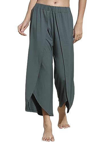 Image of Silvertraq Women's Padded Moto Crop Tee