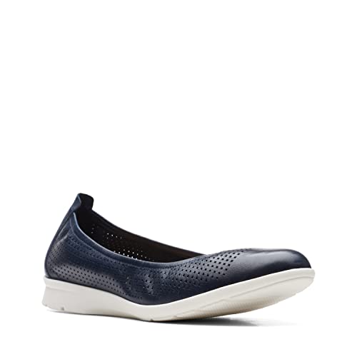 Image of Clarks Womens Jenette EaseBallet Flat