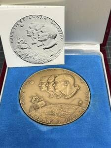 アポロ　月面着陸記念　銅メダル アポロ11号月面着陸記念メダル1969良品！ - メルカリ