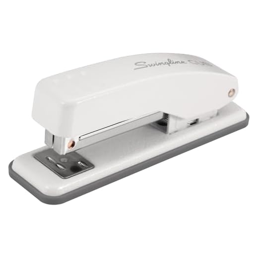 Swingline Stapler, Cub Compact Desktop Stapler, 20 Sheet Capacity, Metal, Arctic White (S701067)