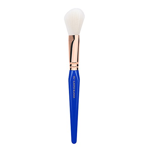 Pinceau Blush Incliné 962 Bdellium Tools Triangle Doré pour sculpter sans taches