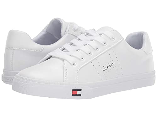 Tommy Hilfiger Women's Luster Sneaker2