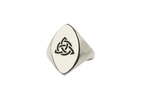 Bague signet marquise Sainte Trinité aux finitions haute joaillerie