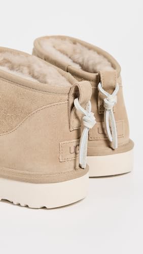 UGG Women's Classic Ultra Mini Biarritz Ankle Boot4