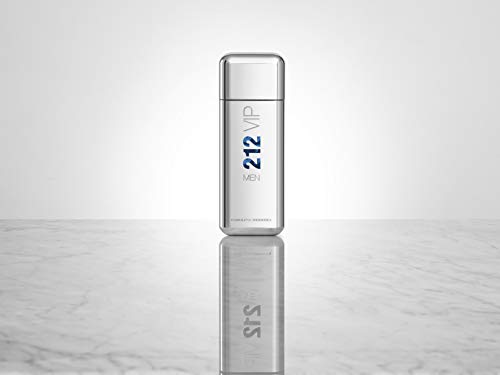 Carolina Herrera 212 VIP Men - Image 4