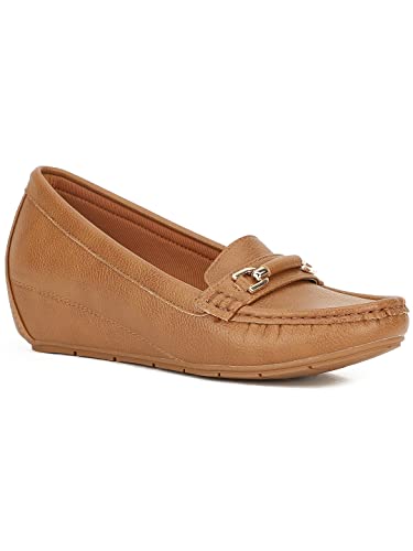Image of Bata Women Zaynab Loafers, Nude, (6510177)