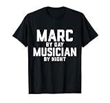 Cadeau de musicien anglais américain pour adultes et enfants nommés Marc. Décoration de production musicale pour les anniversaires, Noël, les vacances, la famille, les amis, les collègues, la pratique du groupe, l'orchestre, la chorale, le jazz, les concerts de rock, et les artistes d'enregistrement de rappeur.