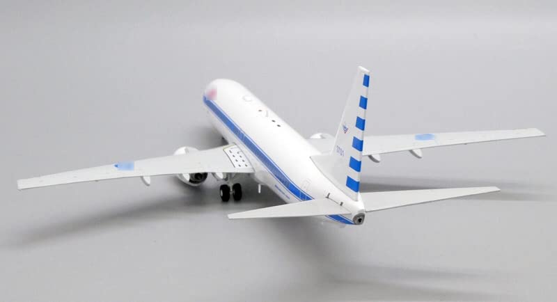 Amazon.com: JC Wings ROCAF 台灣空軍塗層適用於波音737-800 3701 1