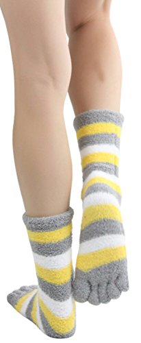 Image of ToBeInStyle Women's Pack of 6 or 12 Fashion Printed Crew Socks