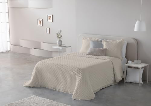 Fundeco - Colcha Cama de 105 - Tejido Jacquard - 200x270 - Color Lino - Incluye 1 Funda de Cojín Decorativo 50x70 cm (Adelia Lino)