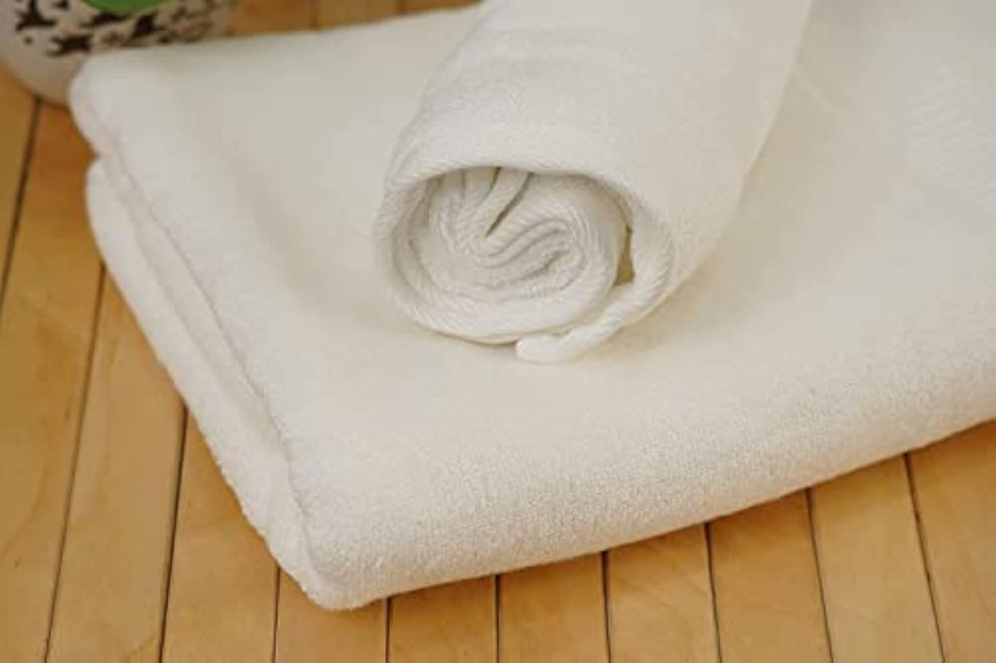100% Fiber Bath & Hand Towel Set (White)