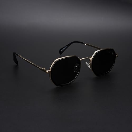 Image of Voyage Geometric UV Protected & Polarized Sunglasses for Men & Women