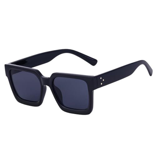 Lunettes de soleil carrées rétro pour vos terrasses et sorties en ville