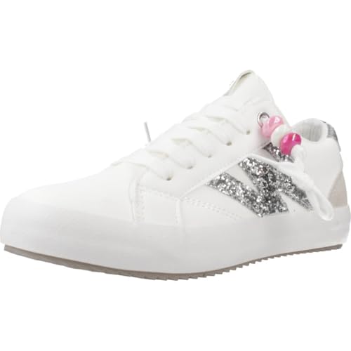 Break & Walk BJSH536007 Blanc, une chaussure aux finitions soignées pour un confort durable